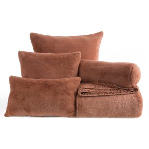 Narzuta futrzana Nina mocha beżowa 220×240 cm baranek miękka i ciepła 914969